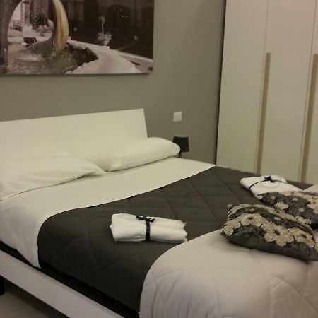 Tuttoincentro Bed & Breakfast Salerno Bagian luar foto