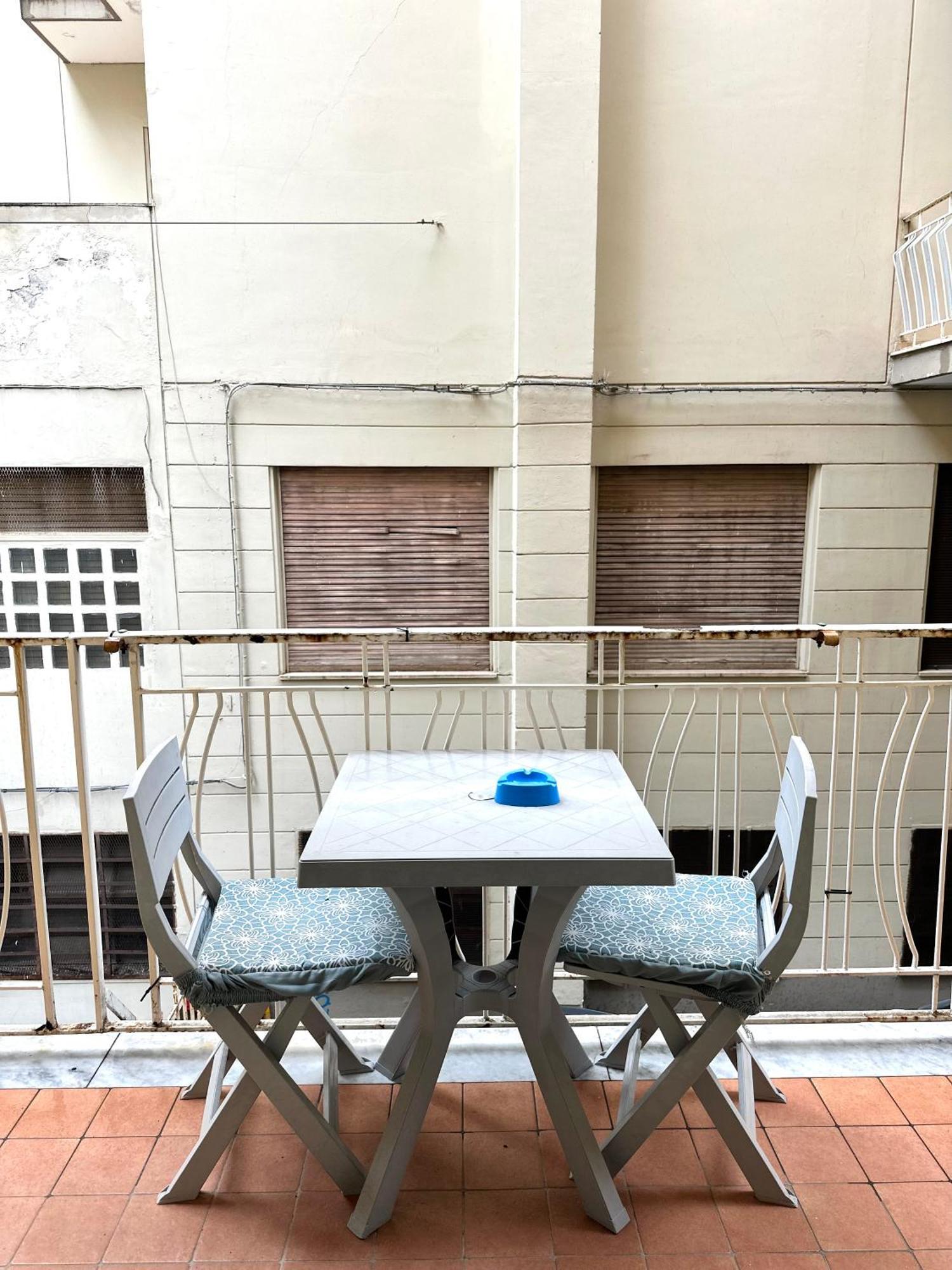 Tuttoincentro Bed & Breakfast Salerno Bagian luar foto